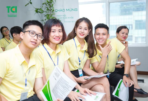 Người lao động tích cực tham gia đầy đủ các buổi khám sức khỏe định kỳ doanh nghiệp