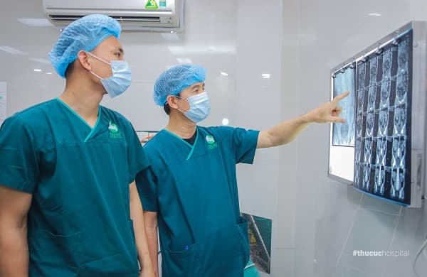 tán sỏi nội soi qua da