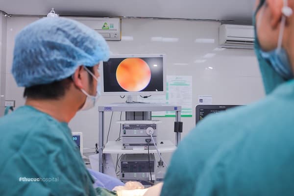 Phương pháp tán sỏi nội soi qua da tại bệnh viện Thu Cúc 