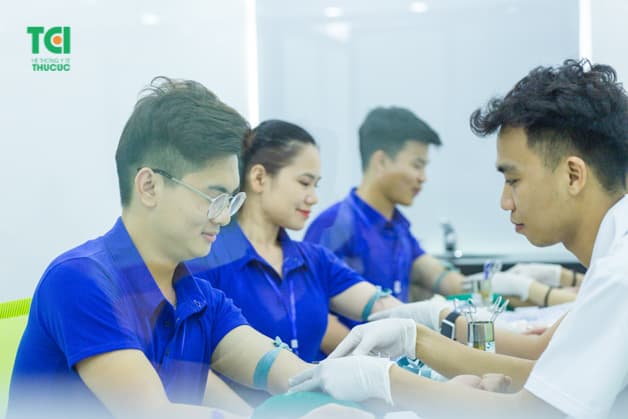 khám sức khỏe công ty có xét nghiệm HIV không