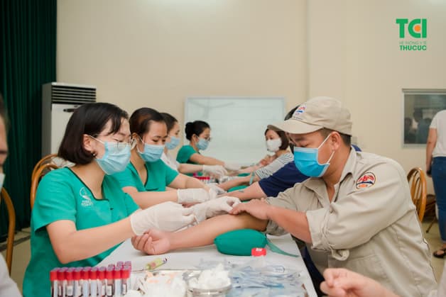 Khám sức khỏe định kỳ cho công nhân là trách nhiệm của doanh nghiệp