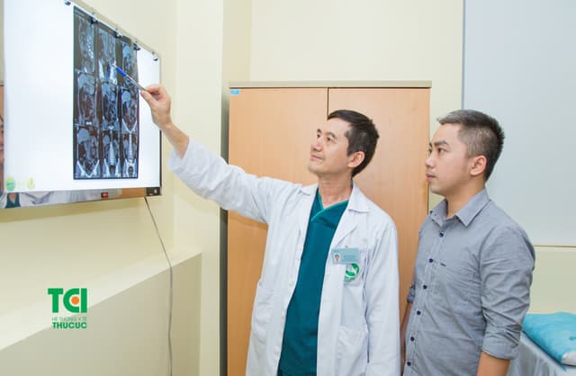 Sỏi niệu quản: nguyên nhân, triệu chứng, chẩn đoán