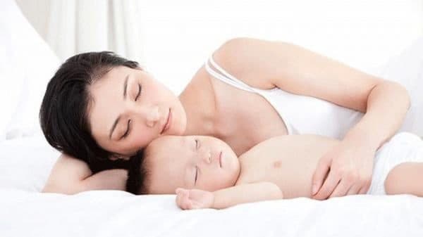 Trẻ bị ngủ ngáy mẹ nên quan sát và sớm chữa dứt điểm các bệnh lý liên quan đến đường hô hấp để giúp bé ngủ ngon hơn và tránh các biến chứng nguy hiểm có thể xảy ra.