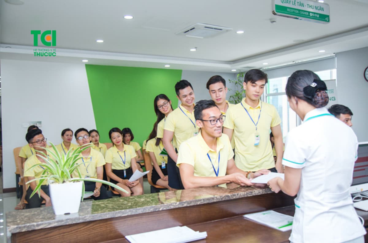 Các doanh nghiệp khám sức khỏe tổng quát cho nhân viên