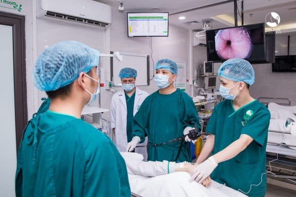 đầy bụng khó tiêu kéo dài nên đi nội soi tại Thu Cúc