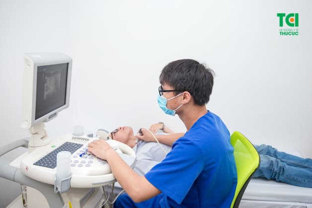 Bệnh cường giáp được phát hiện sớm bằng kỹ thuật siêu âm tiên tiến tại Hệ thống Y tế Thu Cúc.