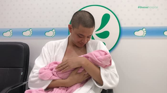 mổ bóc tách u xơ tử cung khi sinh