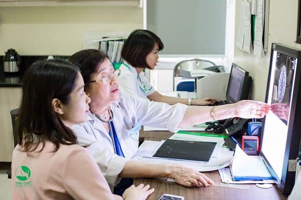 Khám sức khỏe và tầm soát ung thư