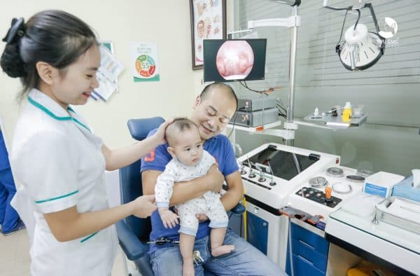 Cách xử trí khi con bị sốt phát ban