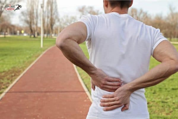 Sỏi thận bên trái có thể gây đau ở mạn sườn trái, đau bụng bên trái xuyên ra sau lưng (ảnh minh họa)