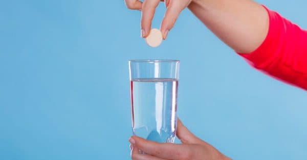 Sỏi thận do uống nhiều C sủi