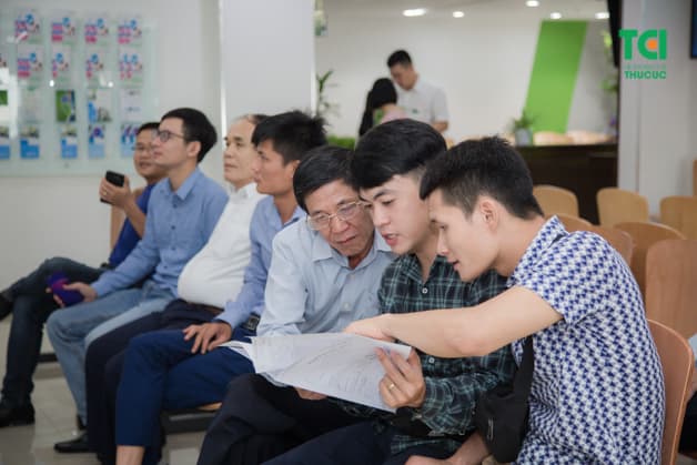 Khám sức khỏe trước khi xin việc là hết sức cần thiết đối với mọi ứng viên