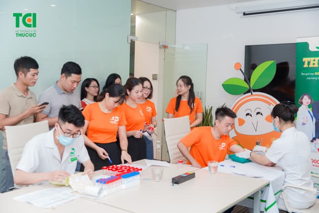 hinh-anh-kham-suc-khoe-tong-quat-doanh-nghiep-ha-noi-het-bao-nhieu-tien-1