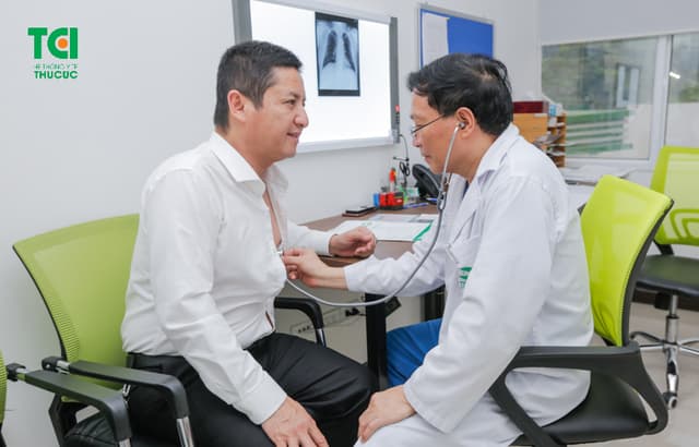 NSUT Chí Trung – Khám sức khỏe