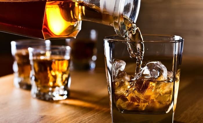 Bà bầu không nên ăn gì ngày tết