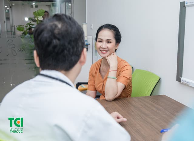 NSND Lan Hương – Nội soi dạ dày