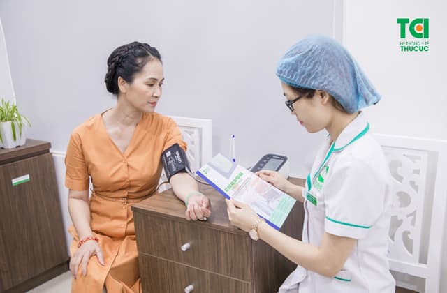 NSND Lan Hương – Nội soi dạ dày