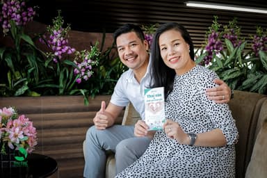 Cầu thủ Phạm Như Thuần đưa vợ đi đẻ: Tiết lộ địa chỉ sinh nở “sướng như bà hoàng”