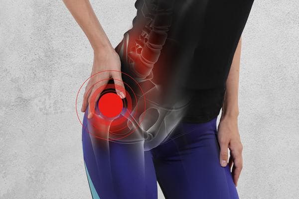 Đau khớp háng có thể là triệu chứng cảnh báo nhiều bệnh lý tiềm ẩn trong cơ thể