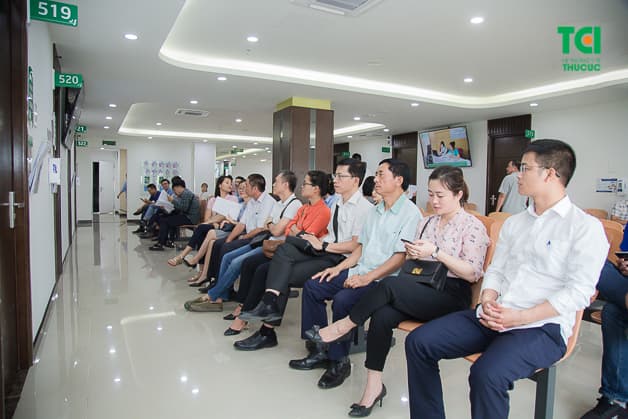 Làm hồ sơ xin việc khám sức khỏe tư được không? là băn khoăn của rất nhiều người