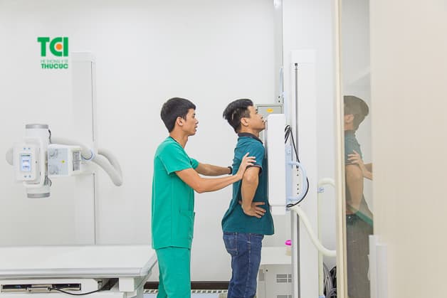 Chụp X - quang ngực thẳng giúp mọi người phát hiện sớm nhiều bất thường trong cơ thể