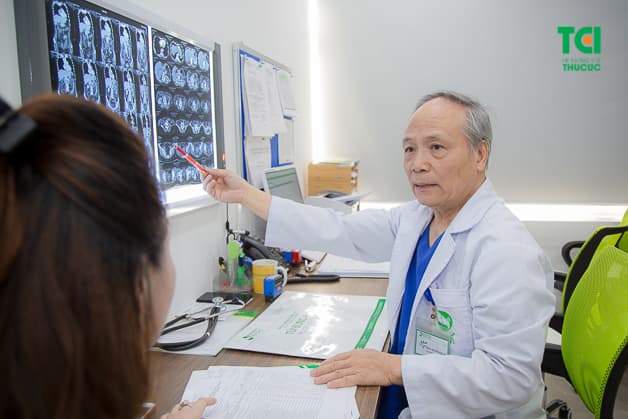 Mọi người cần thăm khám theo định kỳ để có sức khỏe tốt nhất