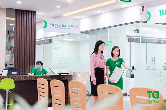 Cô Thường tin tưởng lựa chọn thăm khám sức khỏe tại Bệnh viện Thu Cúc