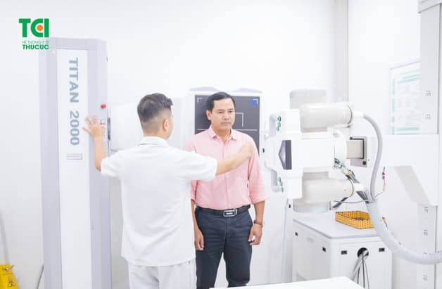 Đau lưng gây nhiều ảnh hưởng tiêu cực đến sức khỏe con người