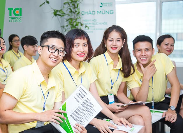 Người lao động tích cực tham gia khám sức khỏe định kỳ do doanh nghiệp tổ chức