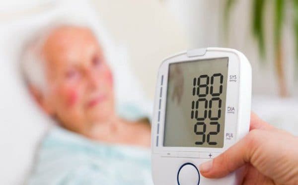 Huyết áp cao có thể gây nhiều vấn đề nguy hiểm cho sức khỏe