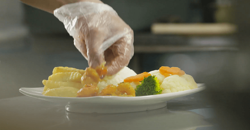 Mục sở thị bếp ăn và bữa ăn của mẹ sau sinh tại BV ĐKQT Thu Cúc