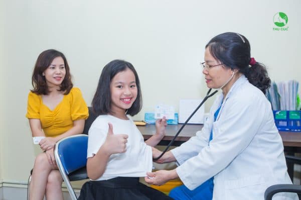 xử trí ngộ độc thực phẩm ở trẻ em như thế nào