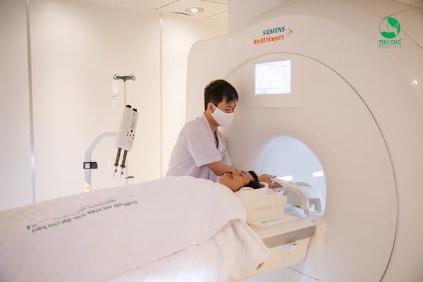 Thu Cúc ứng dụng công nghệ hiện đại trong khám, chữa bệnh