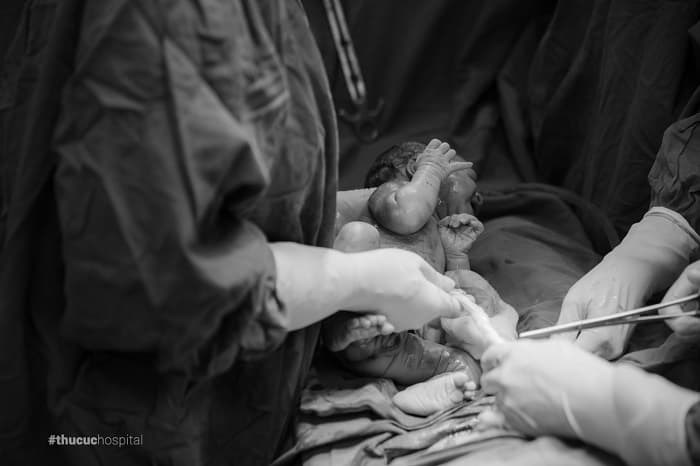 Và rồi hai thiên thần của chị cũng chào đời khỏe mạnh, bình an