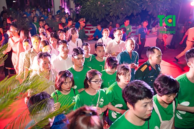 Bệnh viện Thu Cúc thắp nến tri ân kỷ niệm 73 năm ngày Thương binh-liệt sĩ