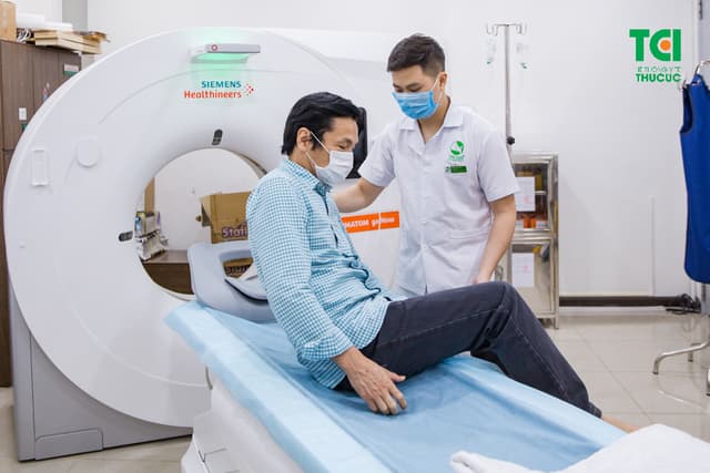 NSND Trung Anh – Khám sức khỏe