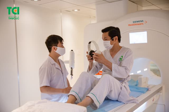 NSND Trung Anh – Khám sức khỏe