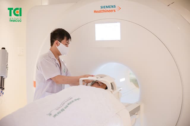 NSND Trung Anh – Khám sức khỏe