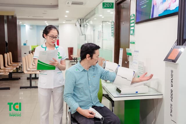 NSND Trung Anh – Khám sức khỏe