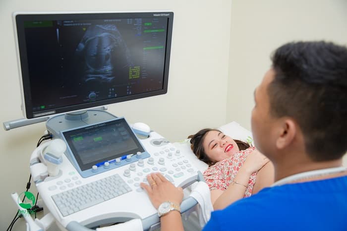 Trong chế độ thai sản 2020, khi đi khám thai lao động nữ cũng được hưởng chế độ