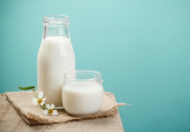 Sữa giàu canxi, ít béo có tác dụng giảm huyết áp rất tốt