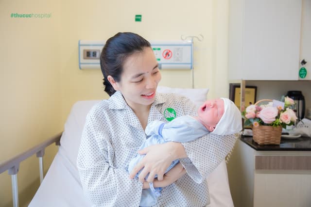 Sinh mổ ăn đồ nếp được không?