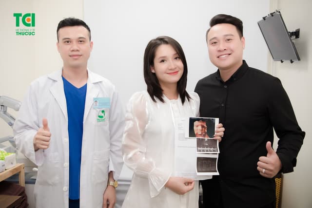 Diễn viên Trịnh Khánh Linh đi khám thai 36 tuần