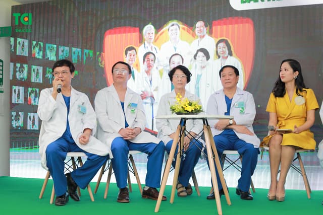 Hội đàm chuyên gia: Chấm dứt nỗi đau kéo dài