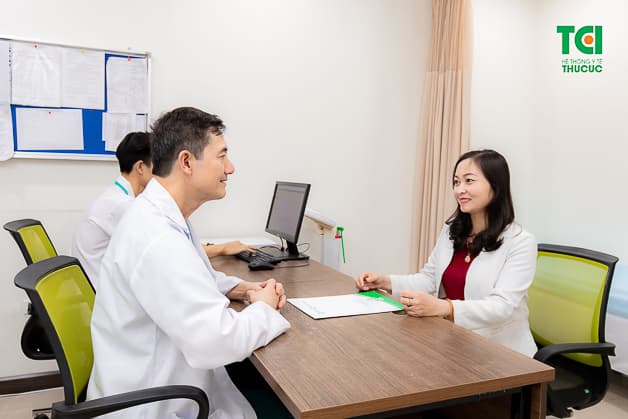 Người bệnh nên lựa chọn tán sỏi ngược dòng bằng laser tại các cơ sở y tế uy tín, thăm khám cụ thể với bác sĩ chuyên khoa.