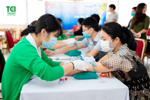 khám sức khỏe định kỳ cho CBCNV