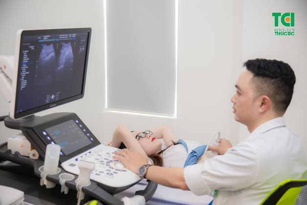 Khám sức khỏe ở Thu Cúc