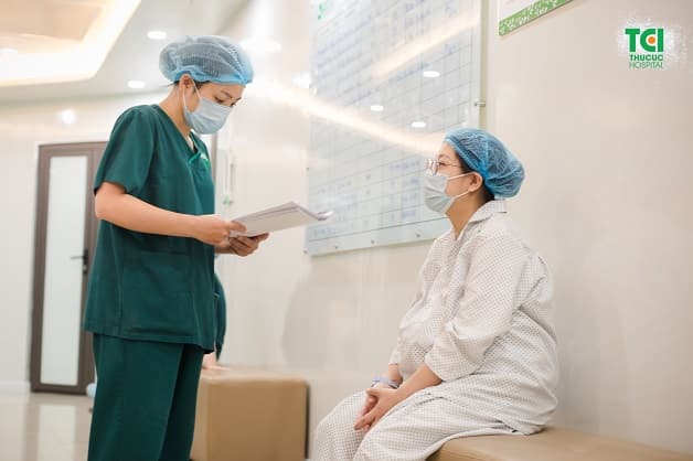 Cơ thể mẹ bầu sẽ cảm thấy mệt mỏi khi gần đến ngày sinh