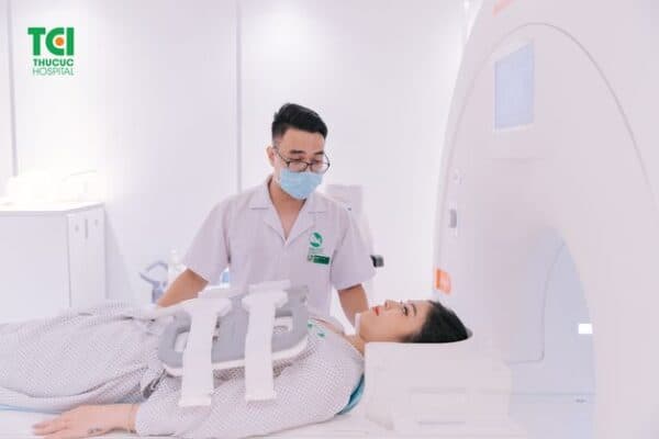 đi khám sức khỏe tổng quát định kỳ