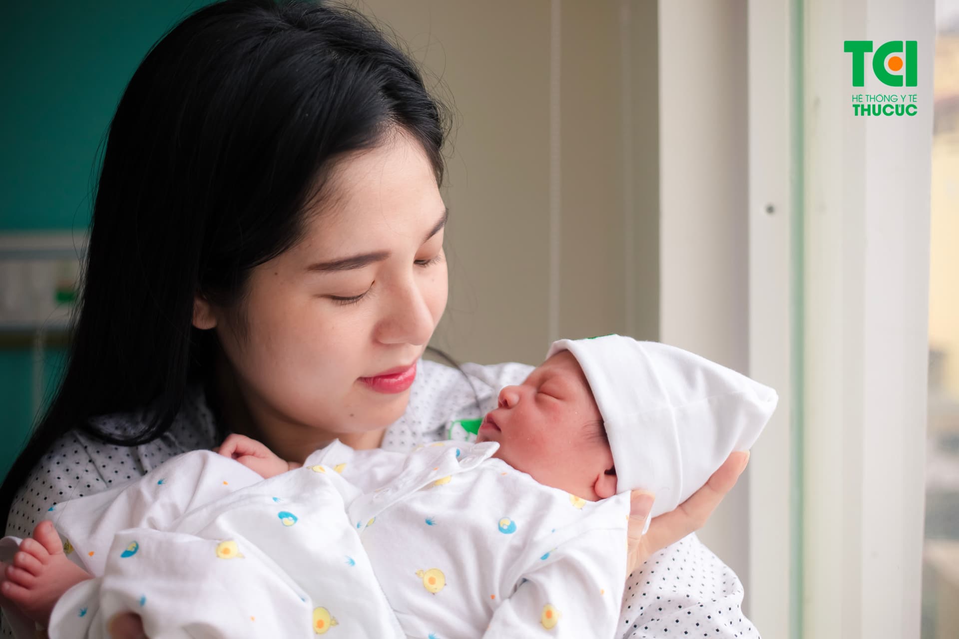 Sau sinh mổ ăn thịt vịt được không là vấn đề được nhiều mẹ quan tâm